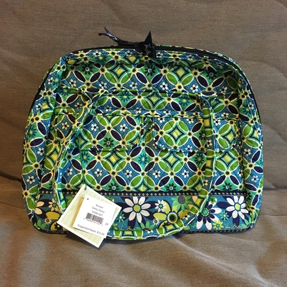 Vera Bradley Handbags - NWT Vera Bradley Bowler in Daisy Daisy